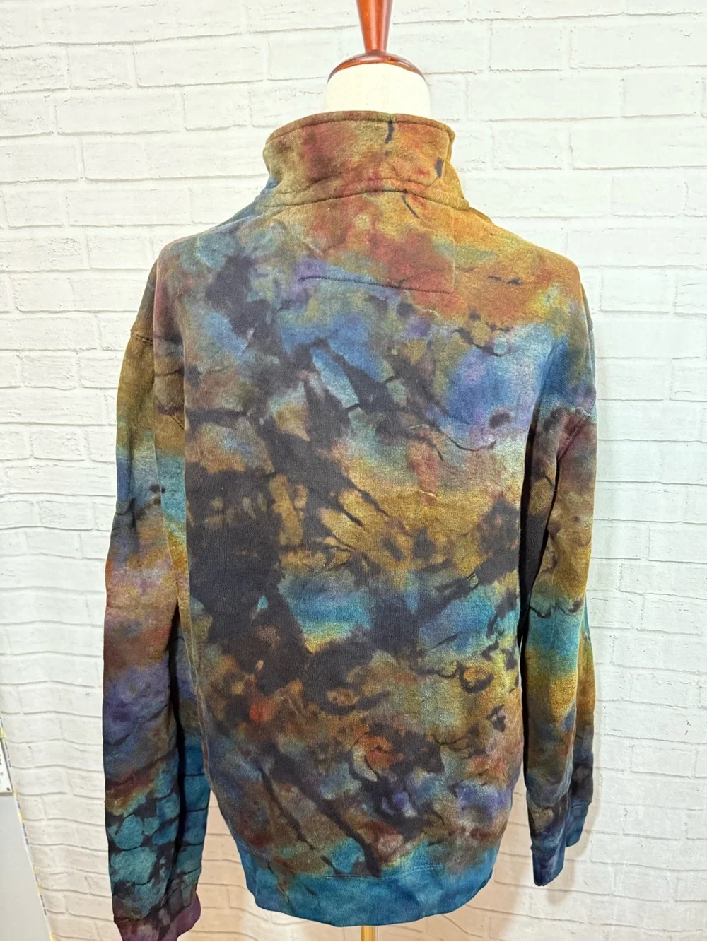 Upcycled Ice Dye Men’s Fleece Pullover, Chaps Brand, Reverse Tie Dye, Large Blue